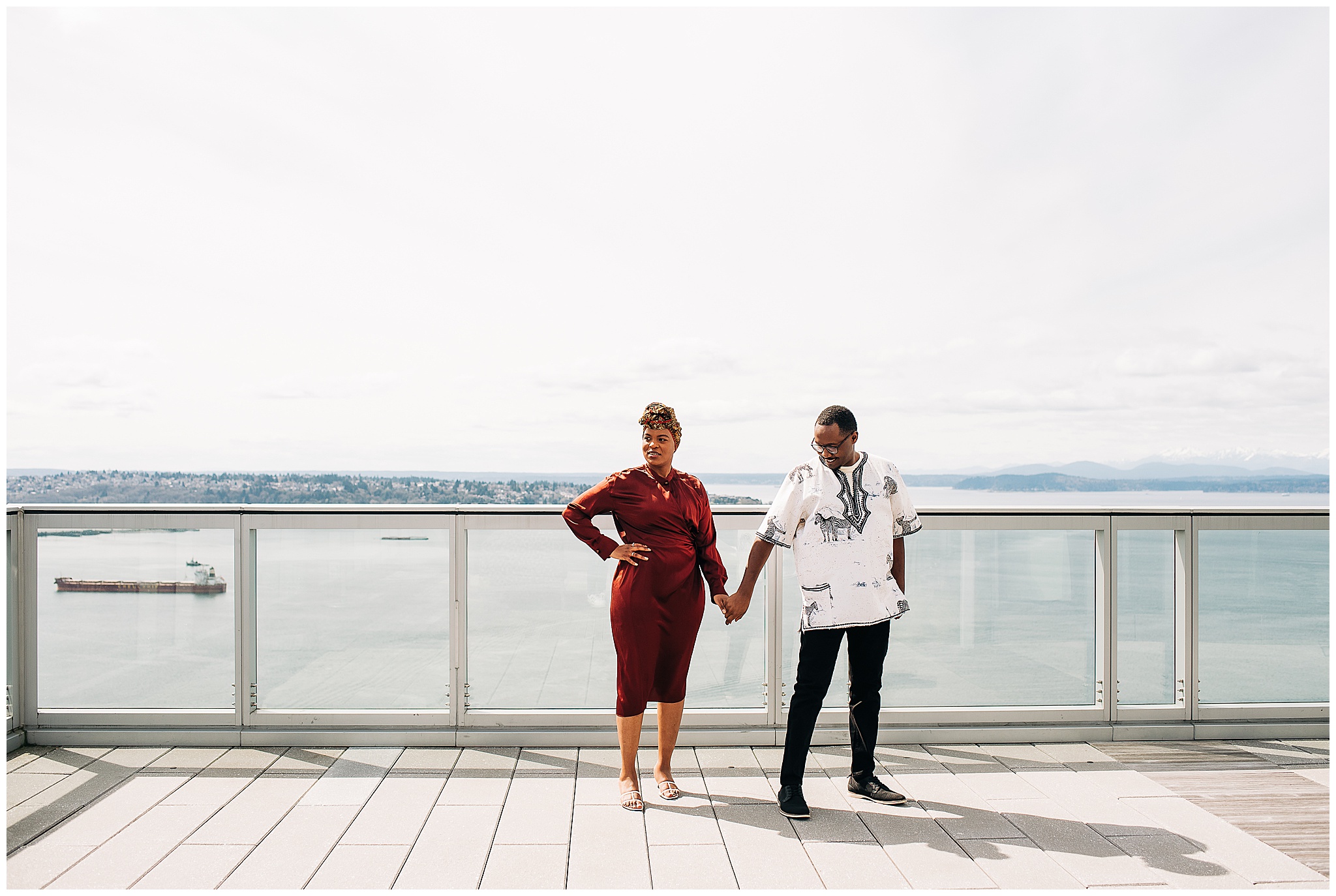 Maddy + Dennis // Rooftop Engagement // Pike Place Market