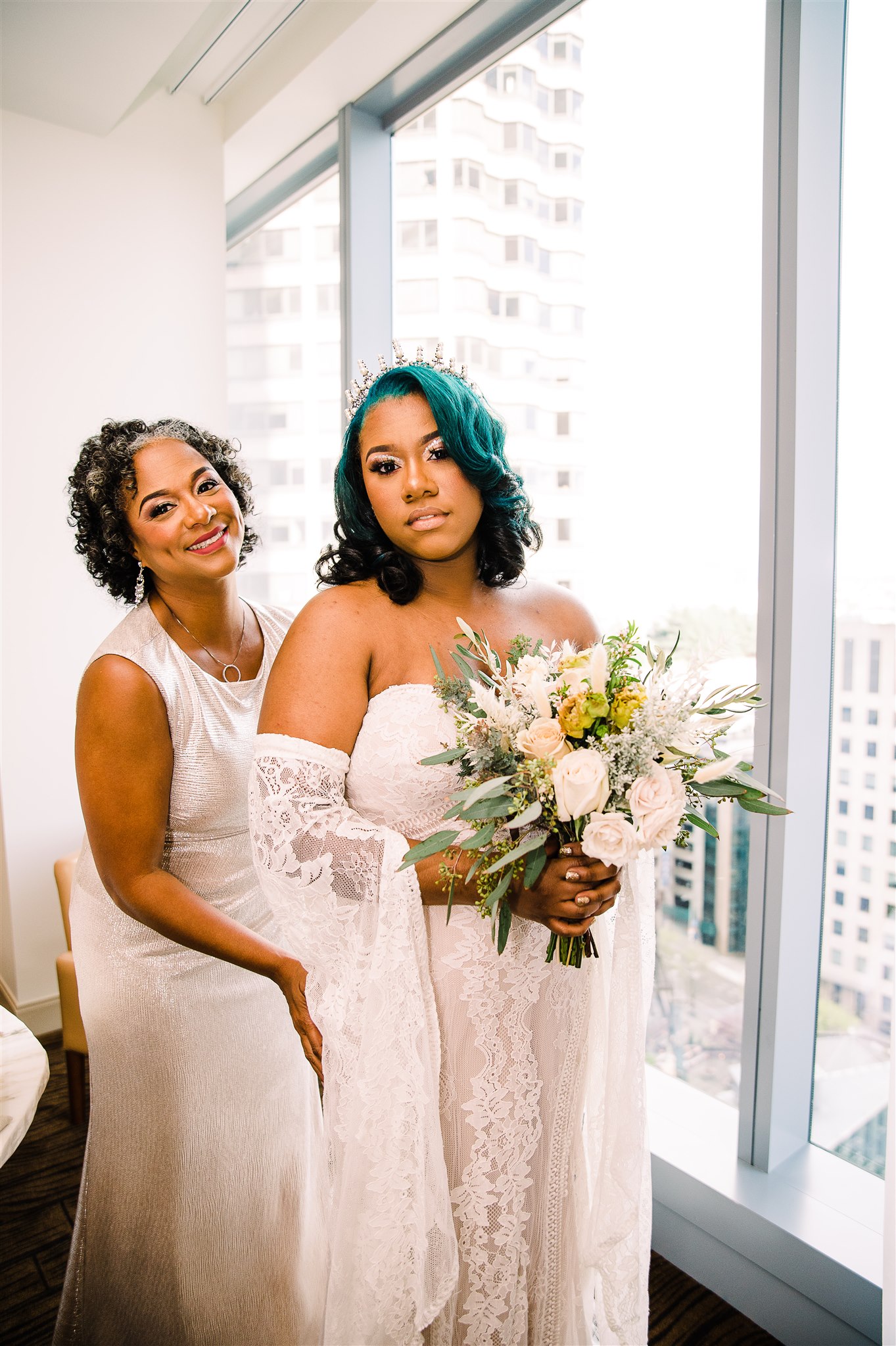 Downtown Seattle Wedding, Lotte Hotel Wedding, Captured by Candace Photography, Seattle Wedding Photographer, Seattle Elopement Photographer