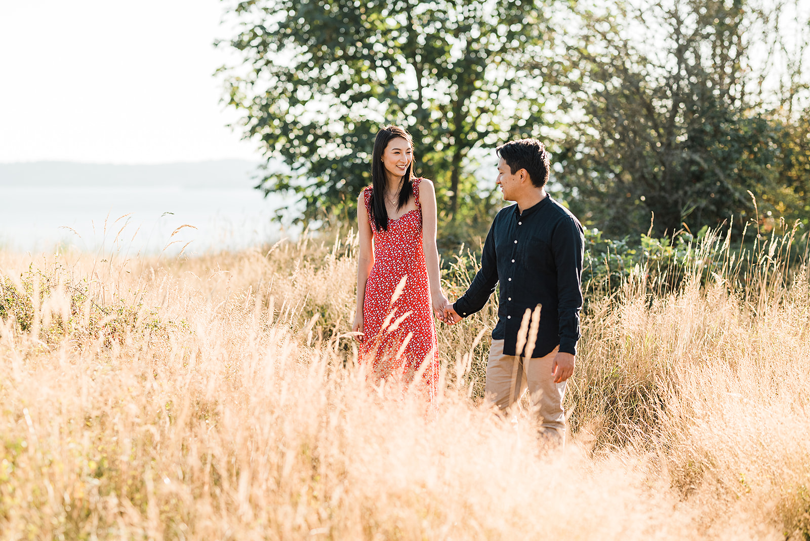 Outdoorsy Seattle Engagement Photos, Discovery Park Engagement Photos, Captured by Candace Photography, Seattle Engagement Photographer