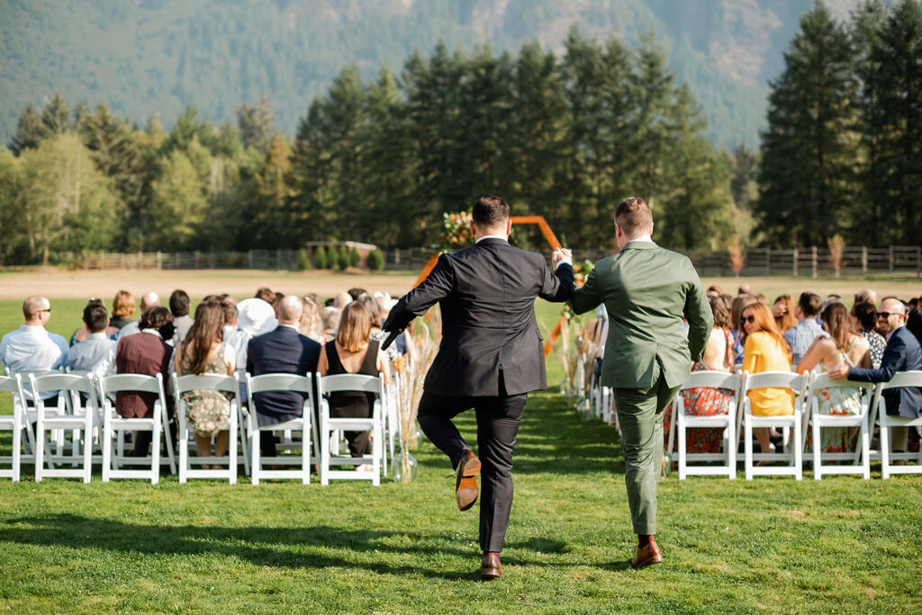 North Fork Farms Events Wedding, North For Farms Wedding, Black Wedding Photographer Seattle, Seattle Wedding Photographer, Captured by Candace Photography