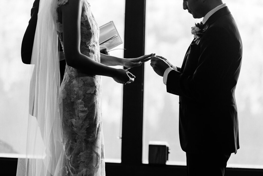 Salish Lodge & Spa Wedding Venue, Salish Lodge Wedding, Salish Lodge Wedding Photos, Captured by Candace Photography, Black Seattle Wedding Photographer