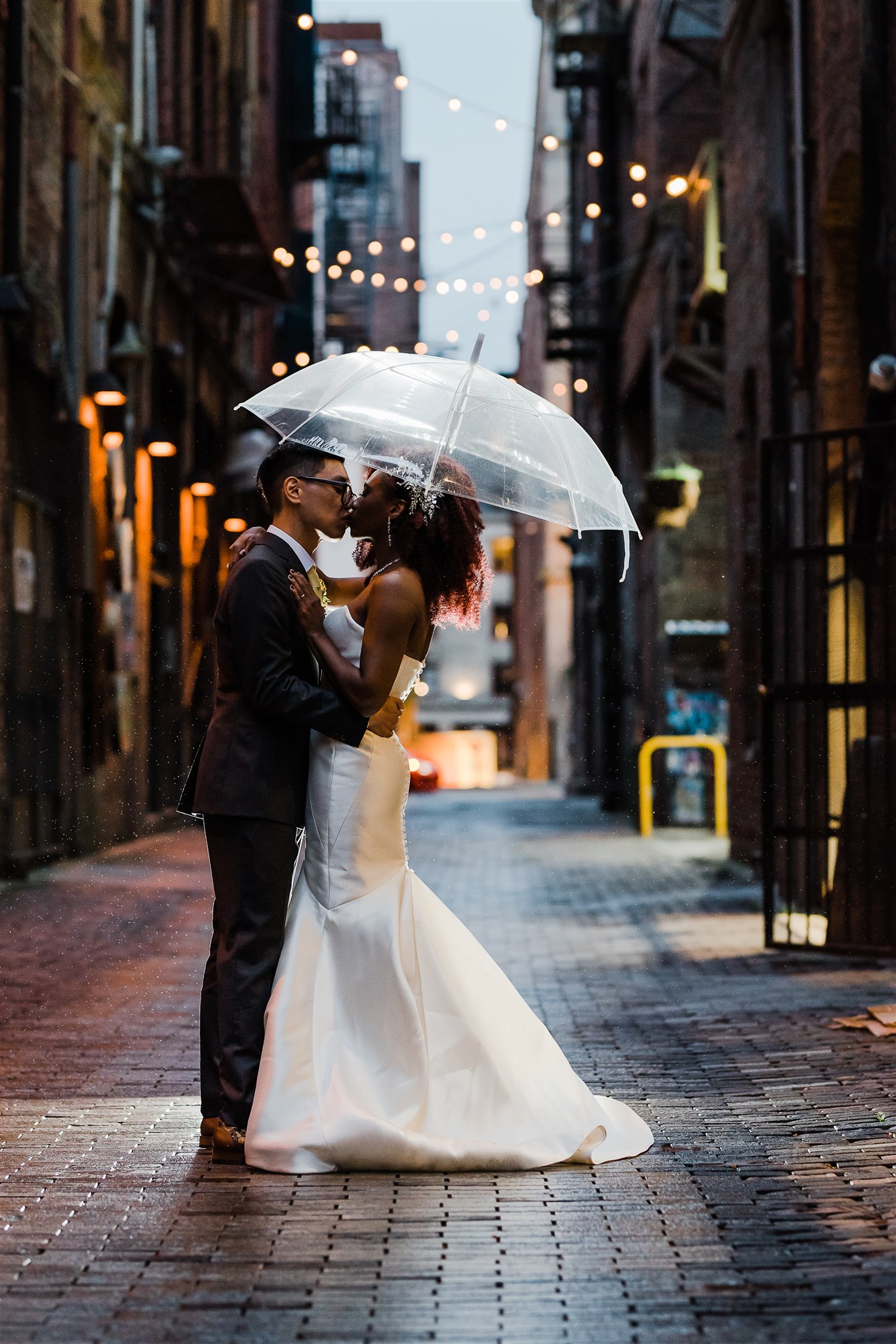 AXIS Pioneer Square Wedding, Seattle Wedding Venues, Seattle Wedding Photographer, Seattle Wedding Photographers