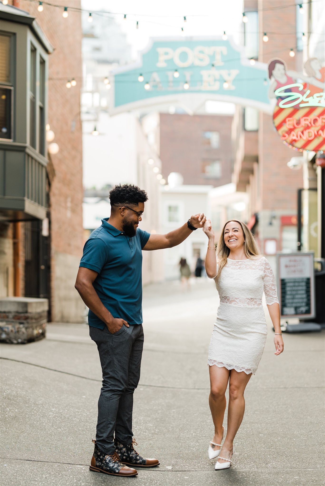 Pike Place Market Engagement Photos, Post Alley Engagement, Seattle Engagement Photographer, Captured by Candace Photography