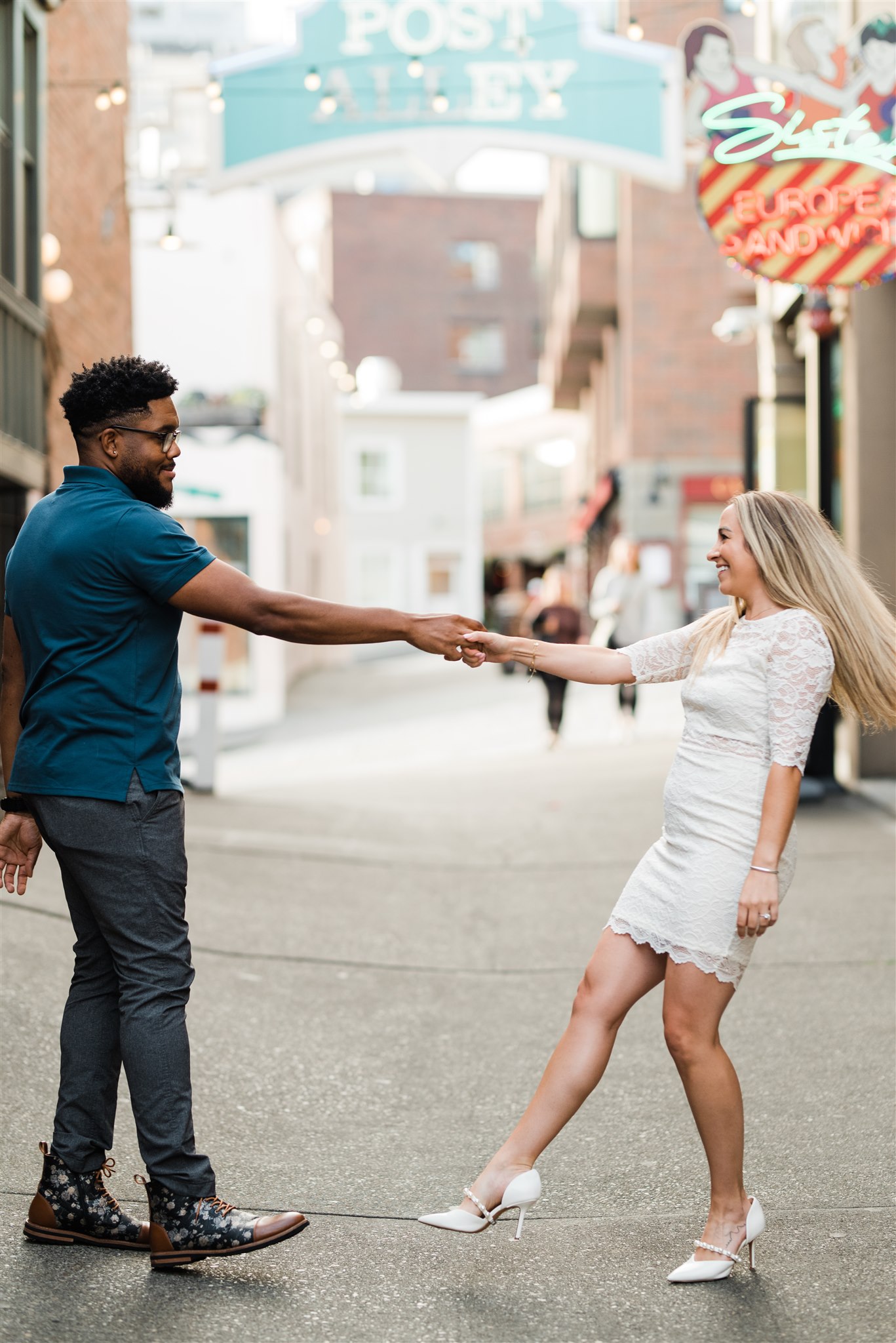 Pike Place Market Engagement Photos, Post Alley Engagement, Seattle Engagement Photographer, Captured by Candace Photography