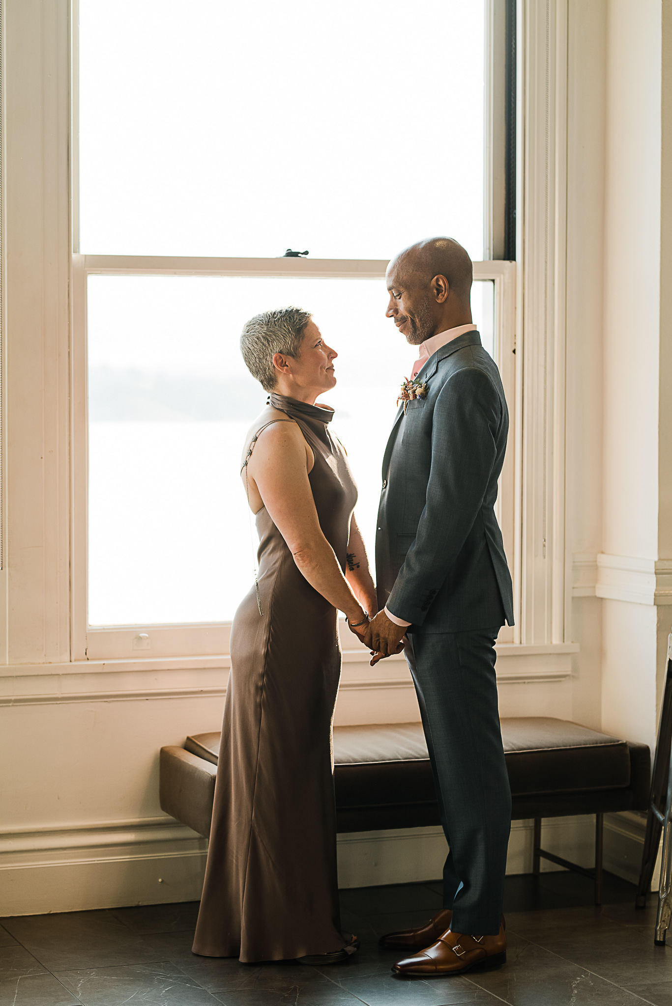 Smith Tower Wedding, Smith Tower Wedding Photos, Smith Tower Wedding Venue, Seattle Wedding Photographer