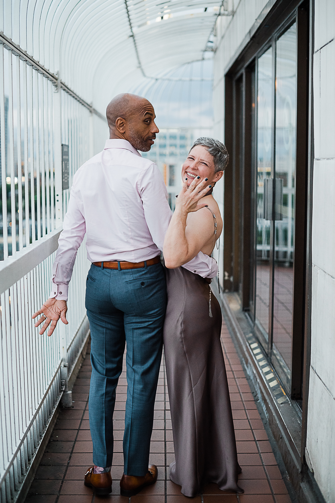 Smith Tower Wedding, Smith Tower Wedding Photos, Smith Tower Wedding Venue, Seattle Wedding Photographer