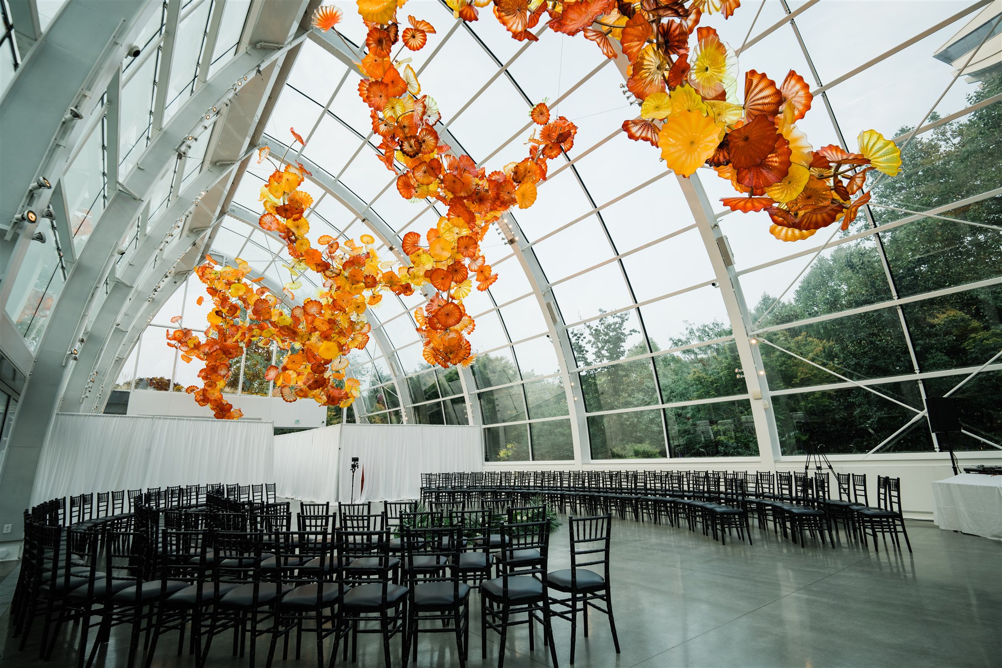 Chihuly Glass Museum Wedding, Chihuly Garden and Glass, Wedding at Chihuly