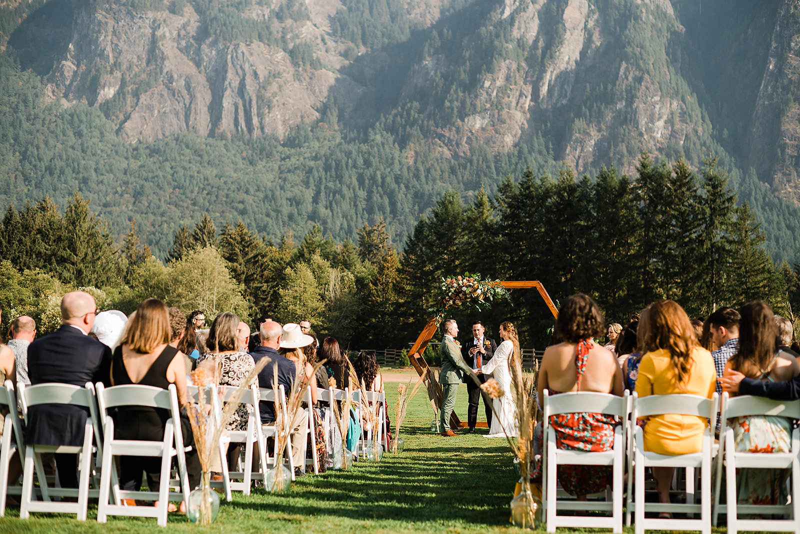 Northfork Farm Wedding, Mount Si Wedding, Northfork Farm Wedding Photos