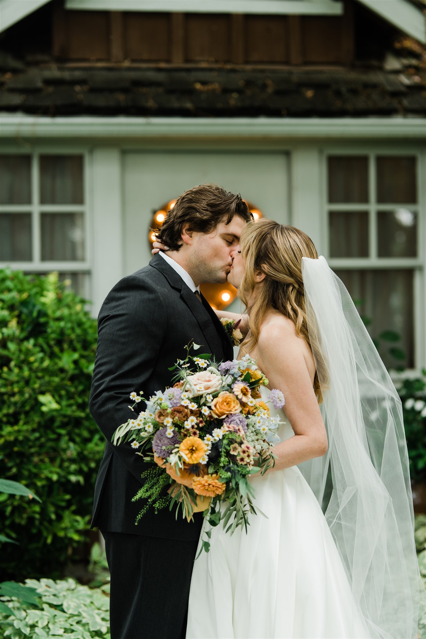 Laurel Creek Manor Wedding Portraits