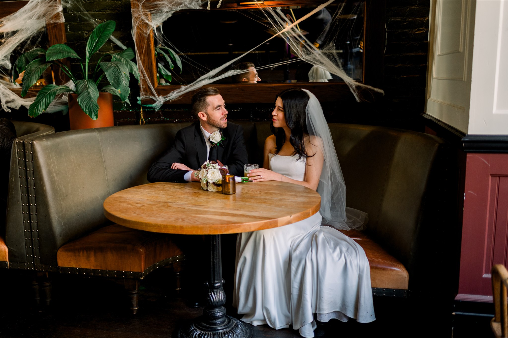 Seattle wedding photographer Candace Connor shares her complete wedding photography workflow