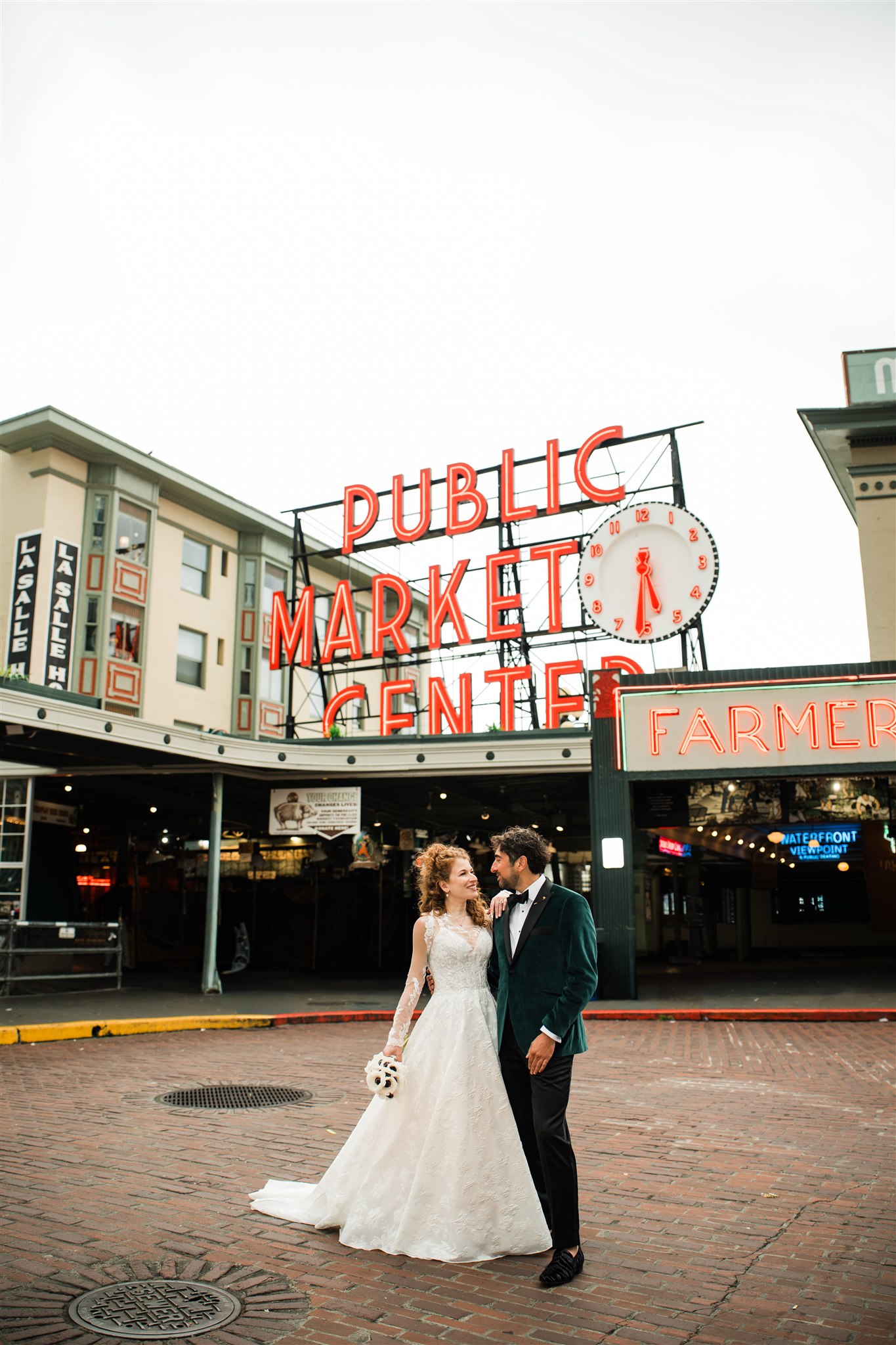 Best Locations in Seattle for Wedding Photos