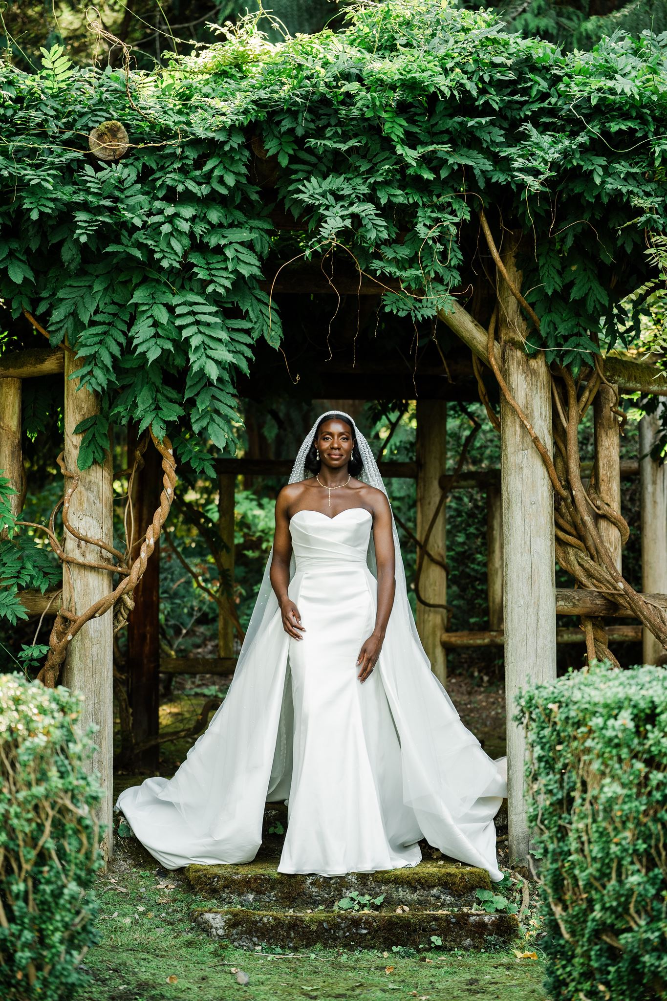 Seattle Editorial Wedding Photography in Garden Wedding Venue